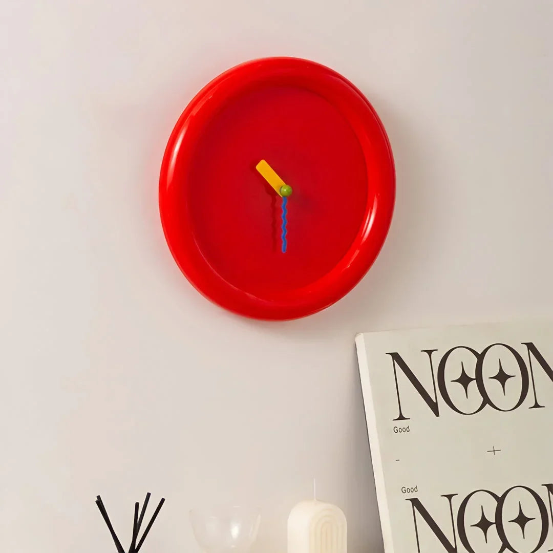 Retro Colorblock Wall Clock wavy second hand detail