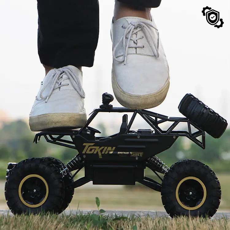 Adventurous All-Terrain Off-Road Truck 1