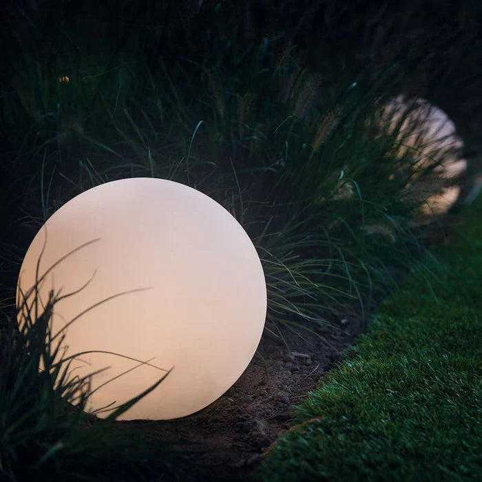 Ambient LED Sphere Outdoor Light 3