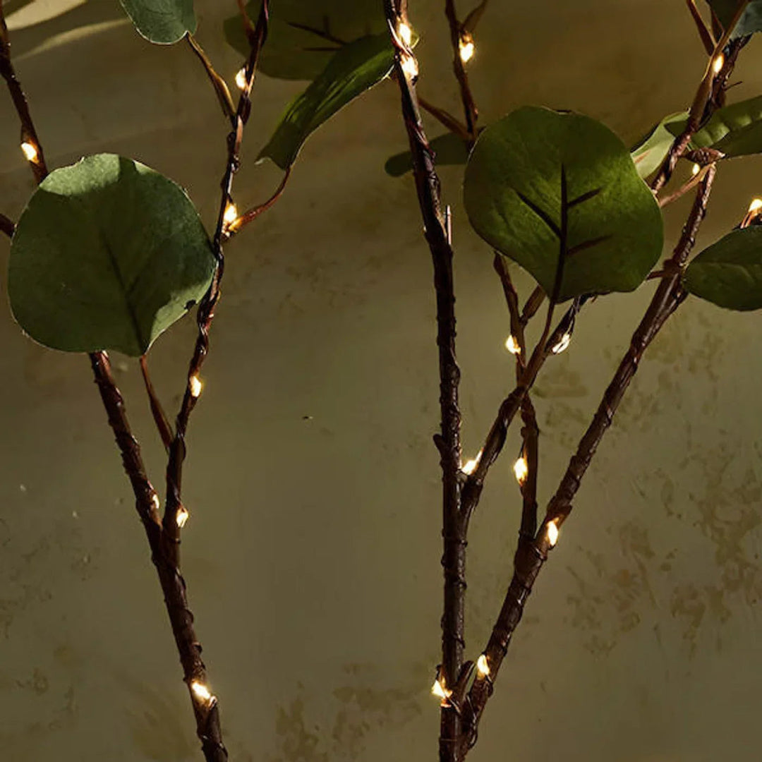 Ambient Lighted Branches for Vases 1
