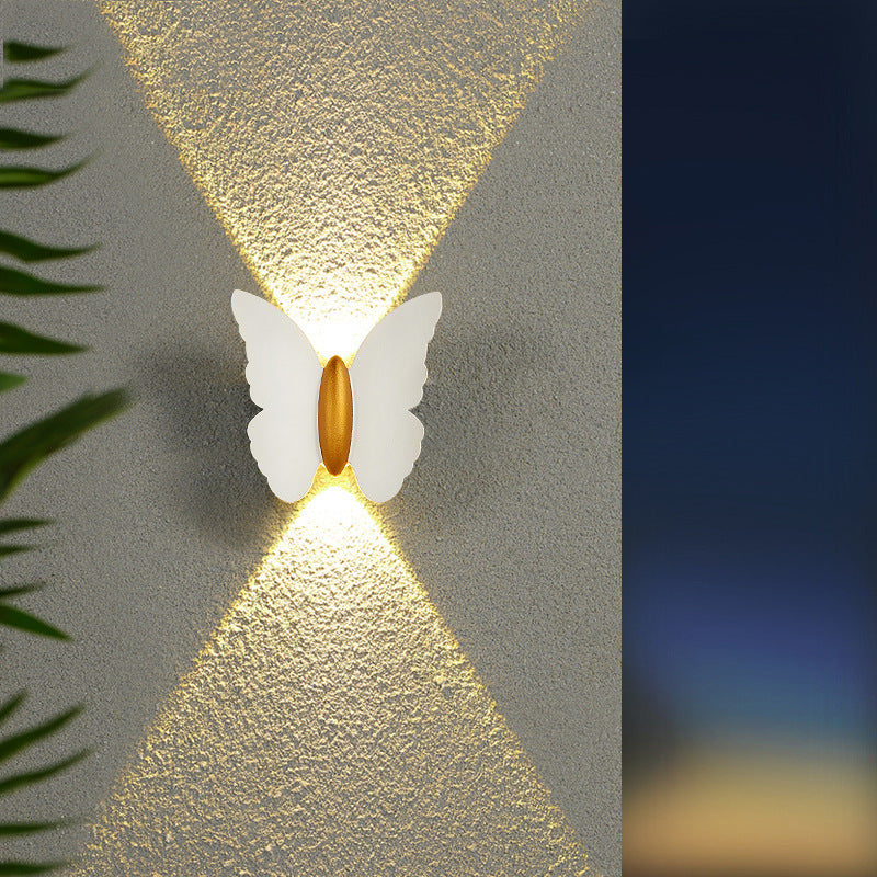 Artisan Aluminum Butterfly Outdoor Light 2