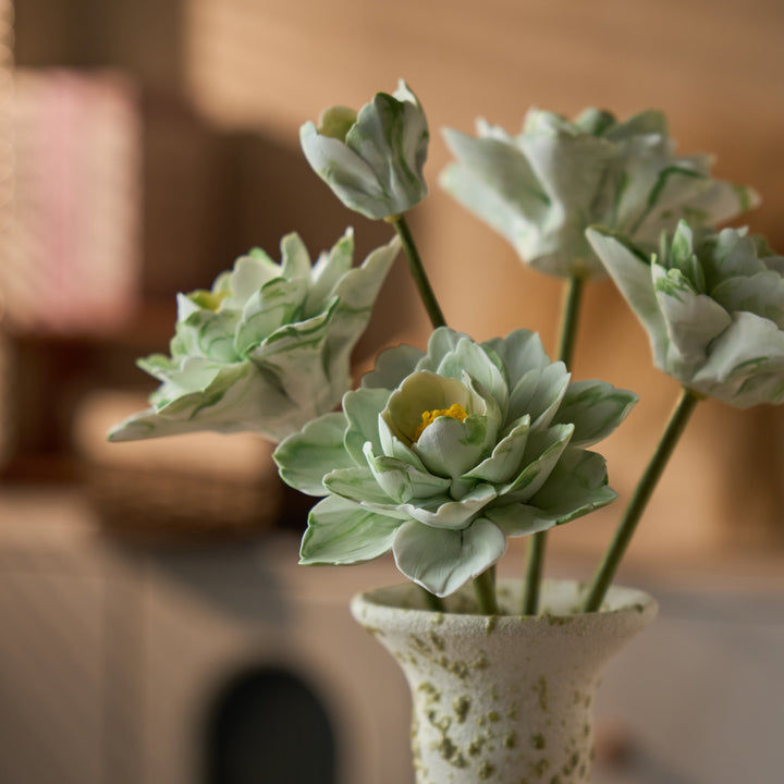 Artisan Floral Essential Oil Diffuser 2