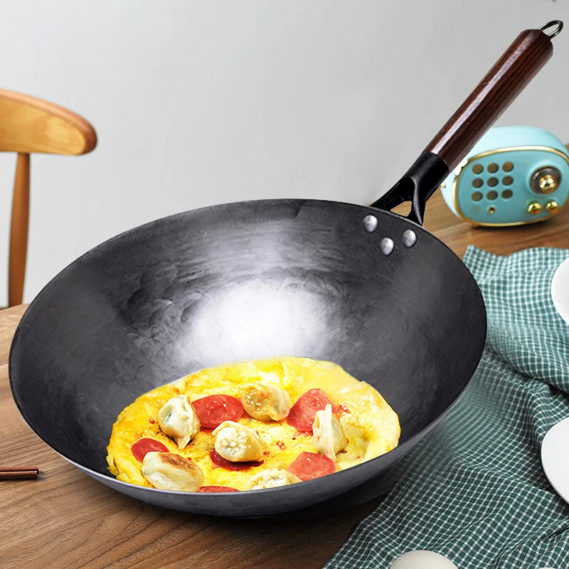 Artisan Iron Wok with Wooden Handle 5
