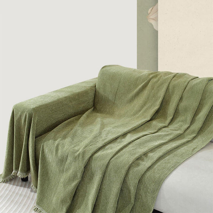 Elegant Chenille Sofa Throw Soft Herringbone Blanket with Tassels