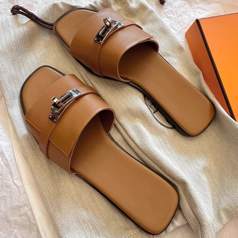 Chic Leather Women's Slides 1