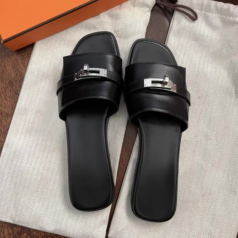 Chic Leather Women's Slides 2