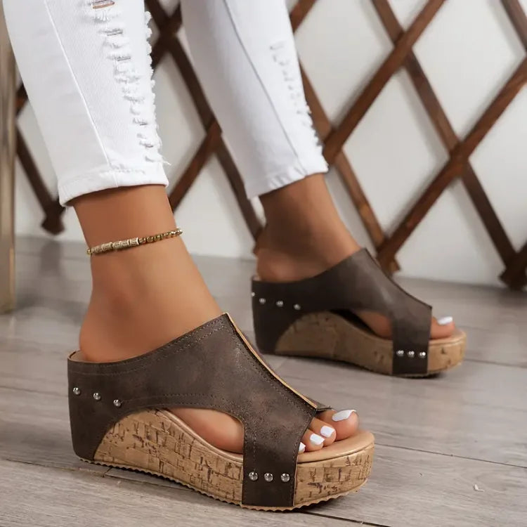 Chic Wedge Sandals for Women with Buckle 3