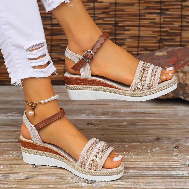 Chic Woven Sandals for Women 0