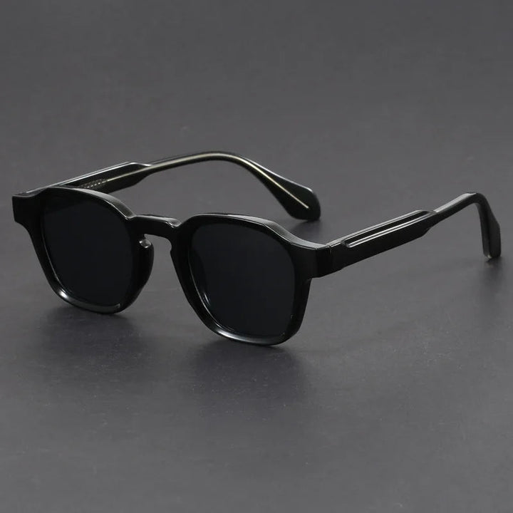 Classic Polycarbonate Sunglasses 9