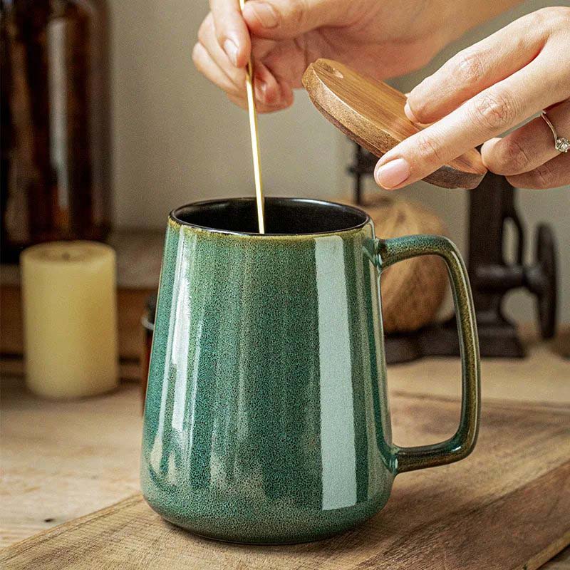 Cozy Ceramic Mug With Lid 3
