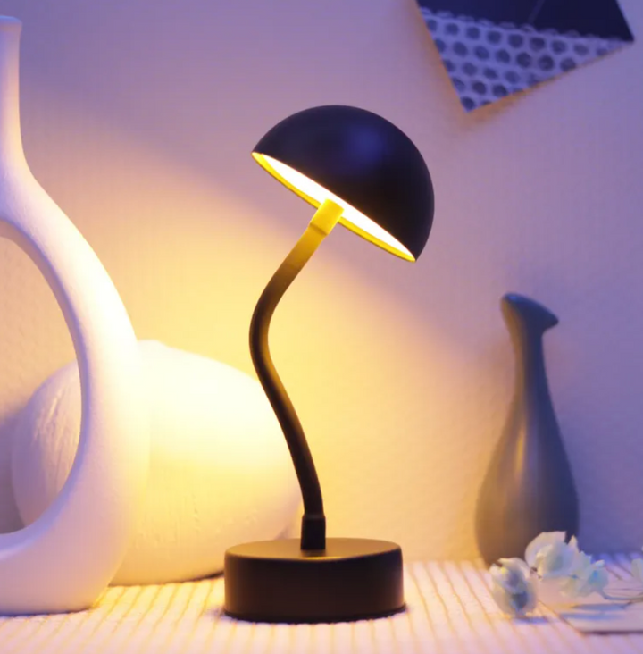 Cozy Cordless Table Lamp 1