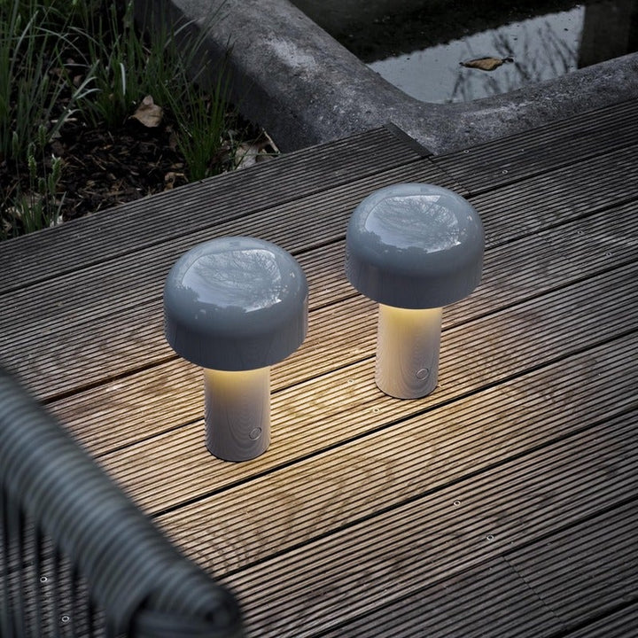 Cozy Cordless Table Lamp 8