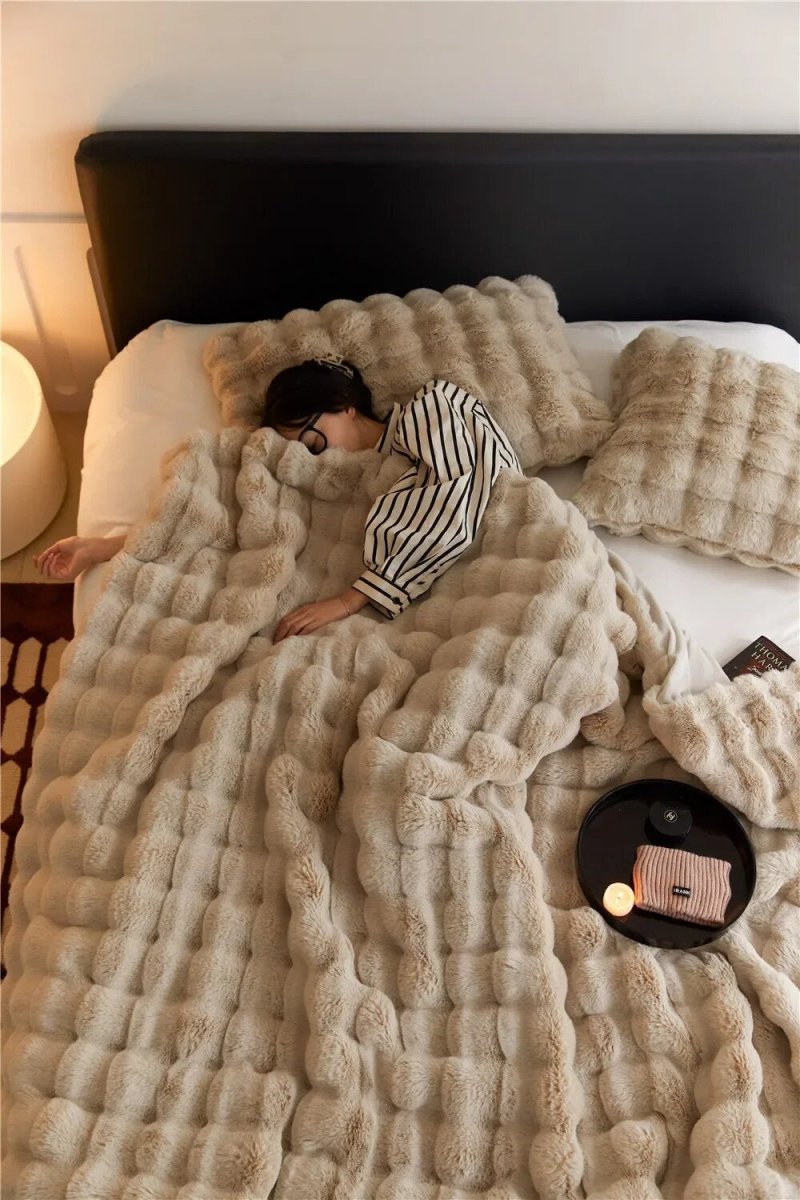 Cozy Double-Sided Fleece Throw 0