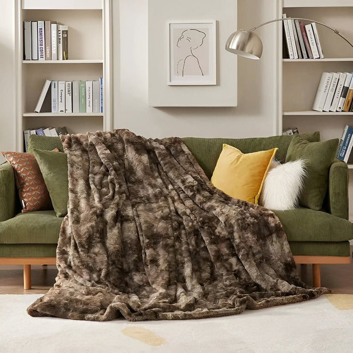 Cozy Double-Sided Fleece Throw 4