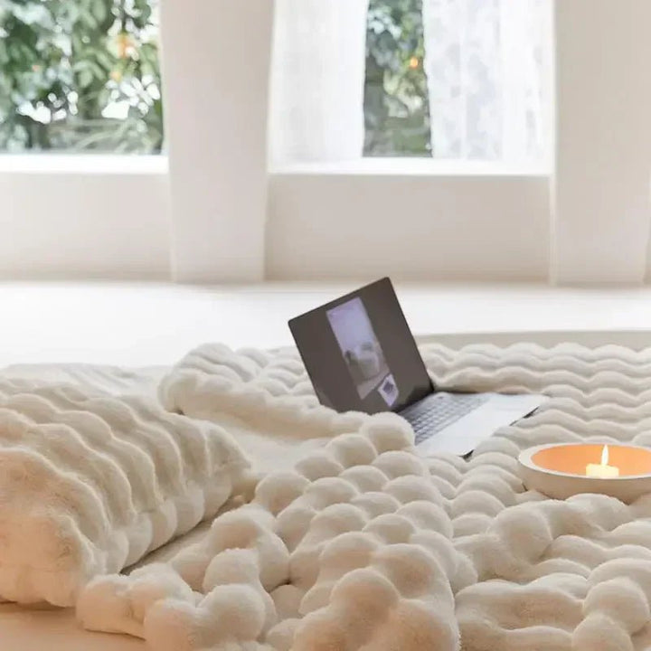 Cozy Double-Sided Fleece Throw 6