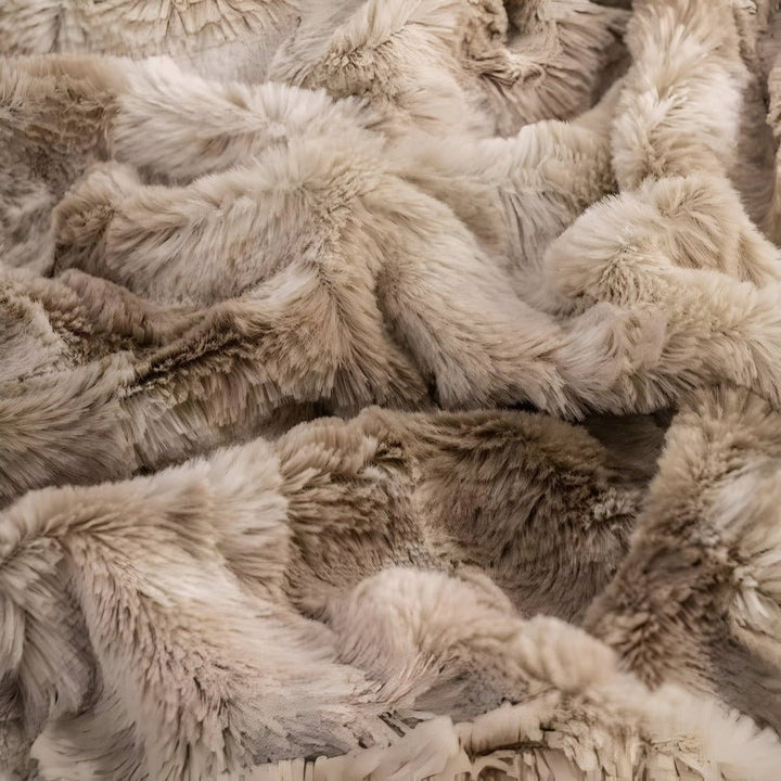 Cozy Double-Sided Fleece Throw 7