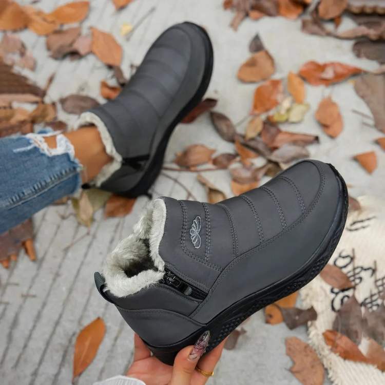 Cozy Insulated Winter Boots 4