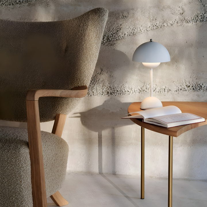 Cozy LED Bedside Lamp 3