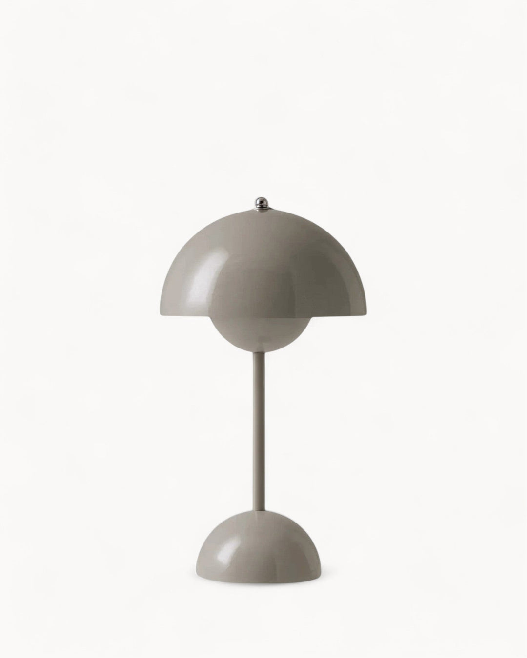 Cozy Metal LED Lamp 0
