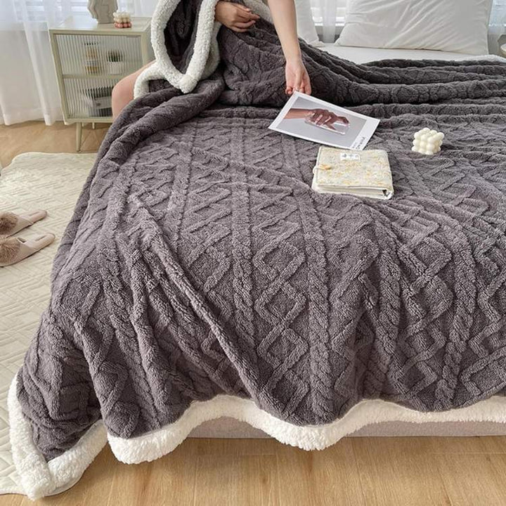 Cozy Sherpa Weighted Blanket 4