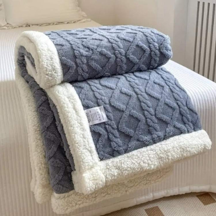 Cozy Sherpa Weighted Blanket 6
