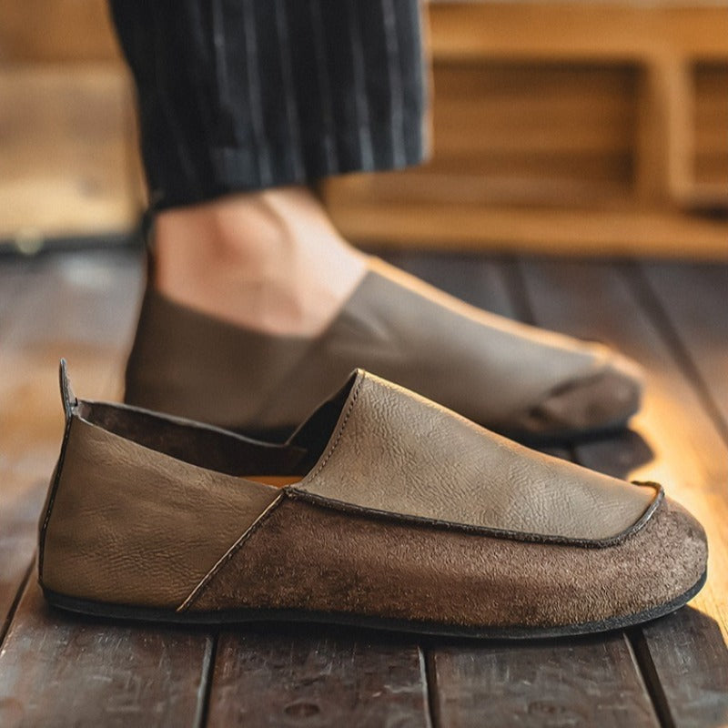 Leather moccasin loafers stitching detail