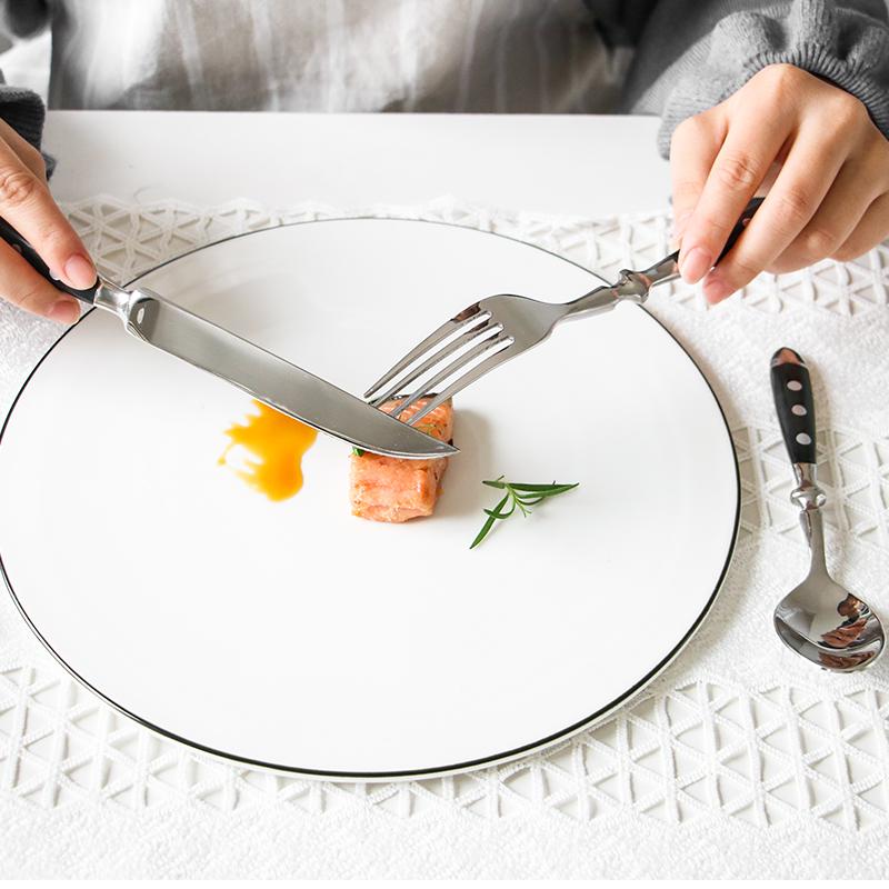 Elegant Black Stainless Steel Cutlery Set 5