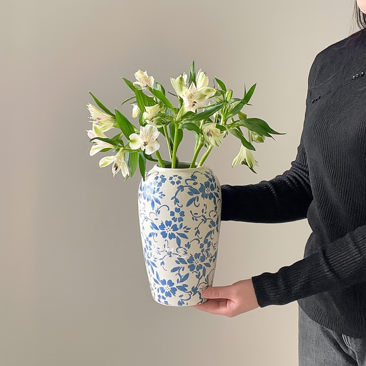 Elegant Ceramic Flower Vase 3
