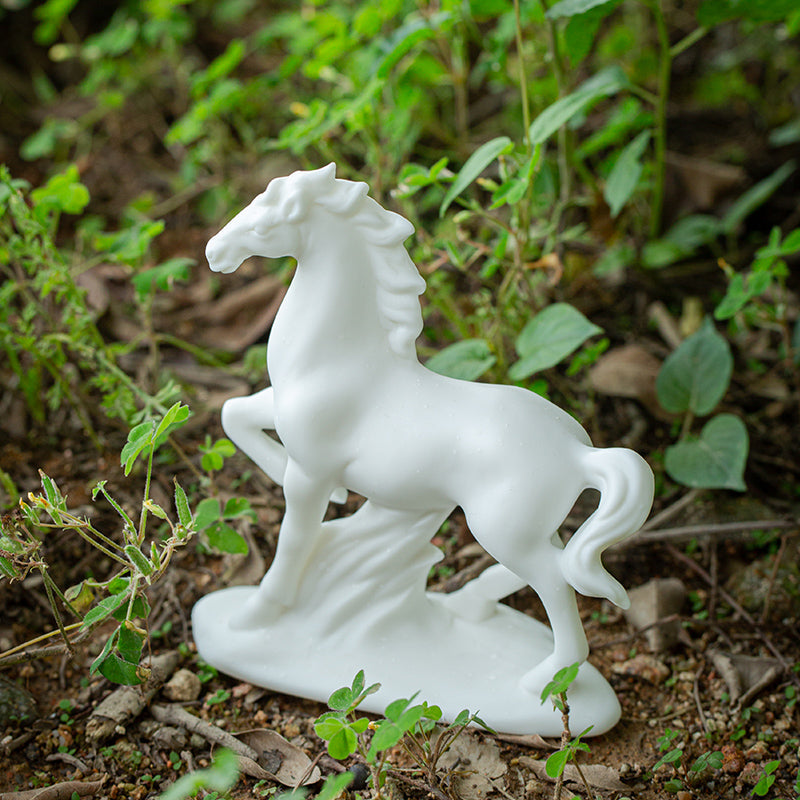 Elegant Ceramic Horse Figurine 2