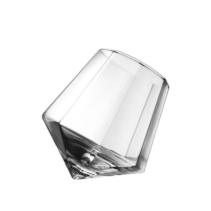 Elegant Crystal Wine Glass 1