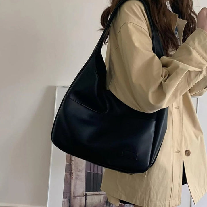 Elegant Leather Tote Bag 2
