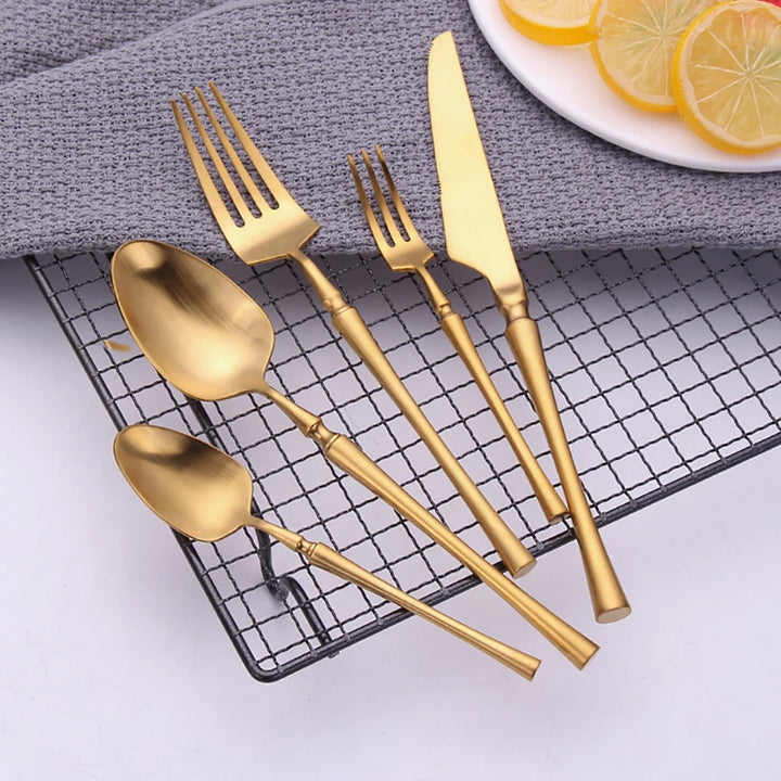 Elegant Stainless Steel Cutlery Set 10