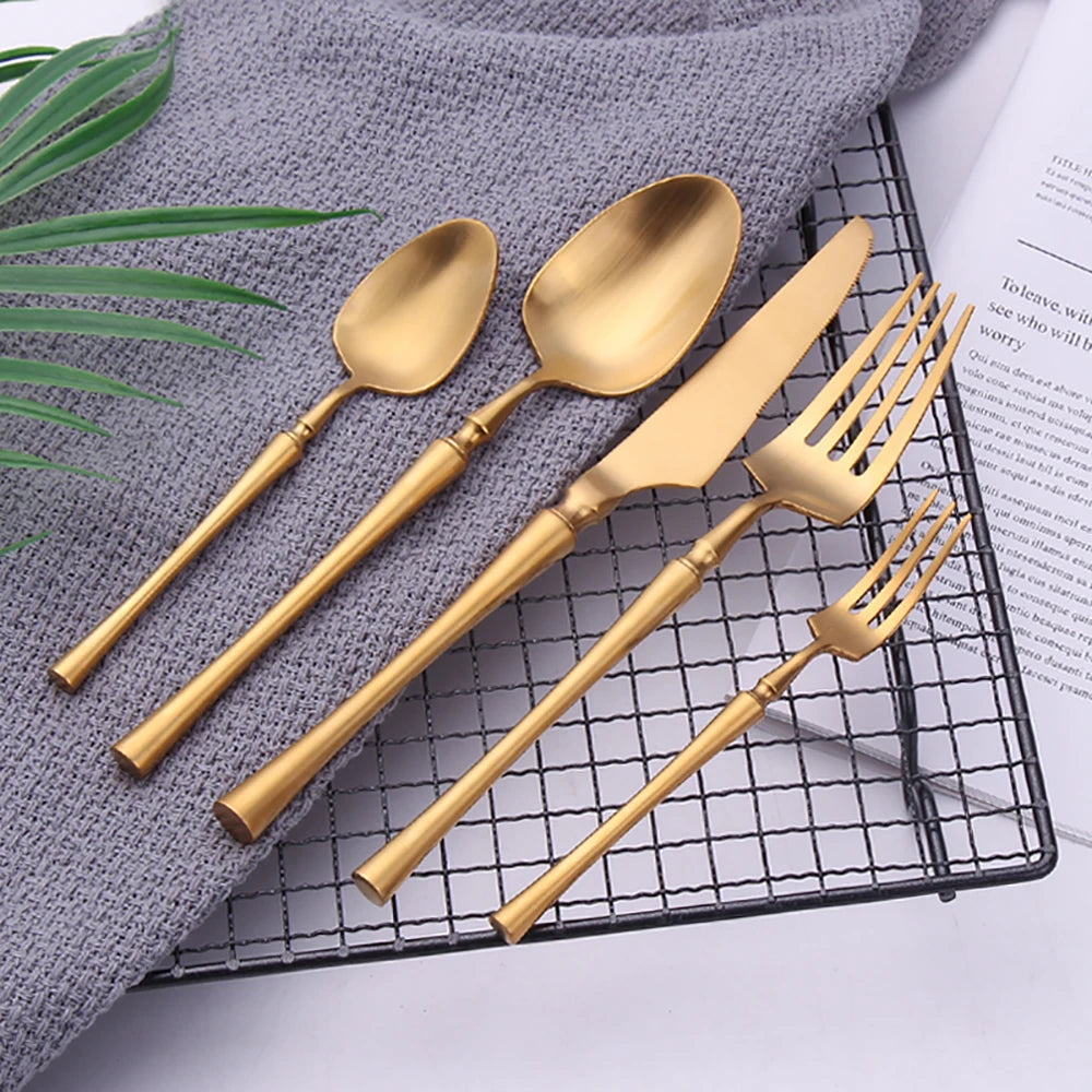 Elegant Stainless Steel Cutlery Set 3