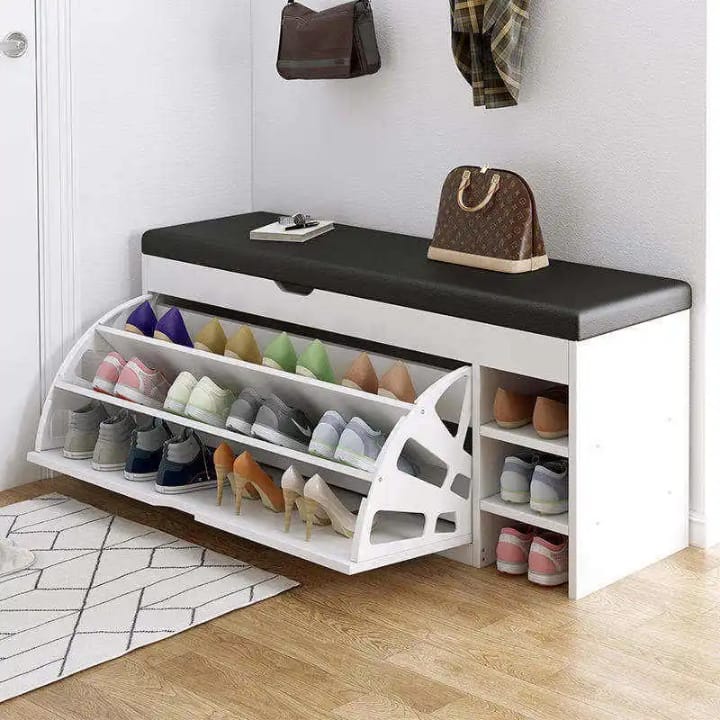 Elegant Upholstered Shoe Storage Bench 0