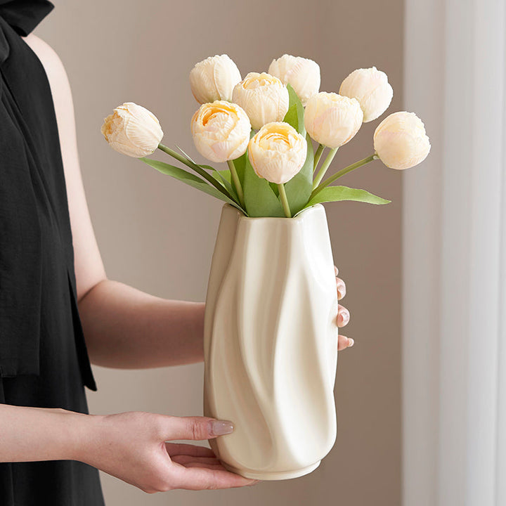 Elegant White Ceramic Vase 2
