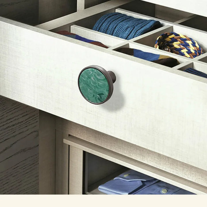 Marble-Top Cabinet Knobs