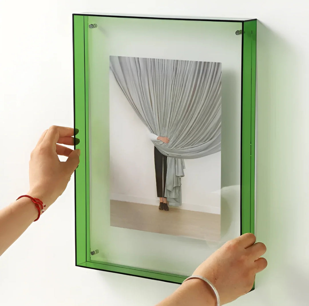Minimalist Clear Acrylic Photo Frame