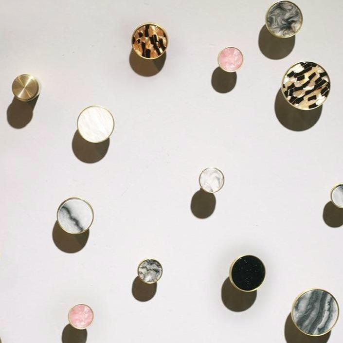 Marbled Resin Cabinet Knobs