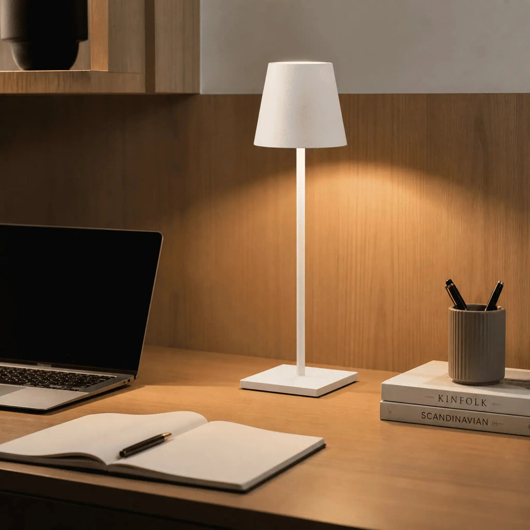 Touch Control USB Desk Lamp, close-up