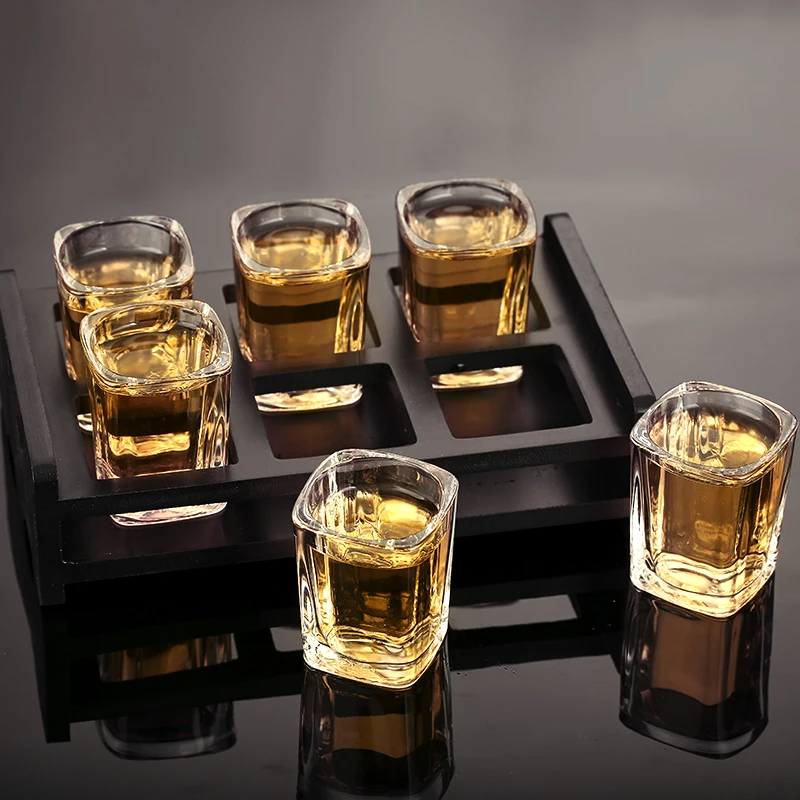 Master Sippers Crystal Glass – Vhailo