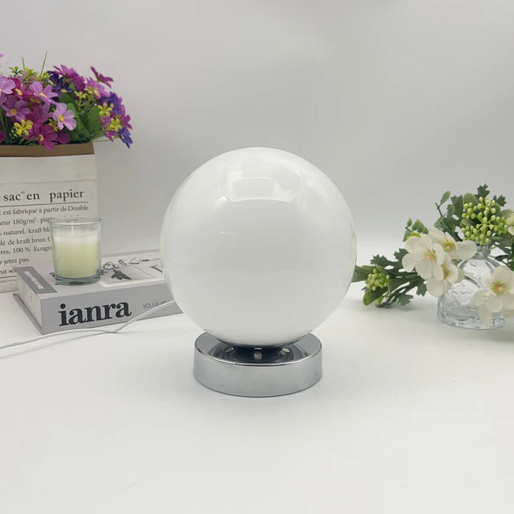 Minimalist Cordless Table Lamp 4