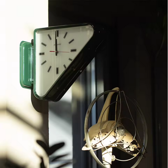 Minimalist Dual-Sided Wall Clock