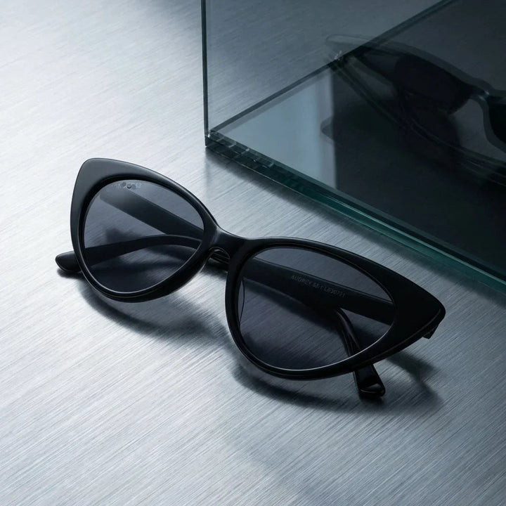 Red Cat-Eye Sunglasses 7