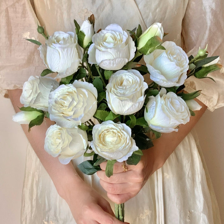 Romantic Silk Rose Bouquet 0