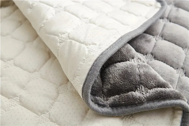 Premium Flannel Plush Recliner Sofa Cover with Pockets – Soft Armchair Protector