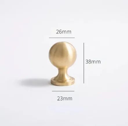 U Pull Sculpted Warm Brass Door Handle – Detail View