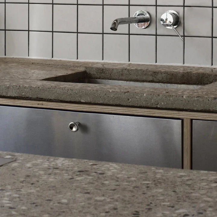 Kinetic Line Knobs & Pulls