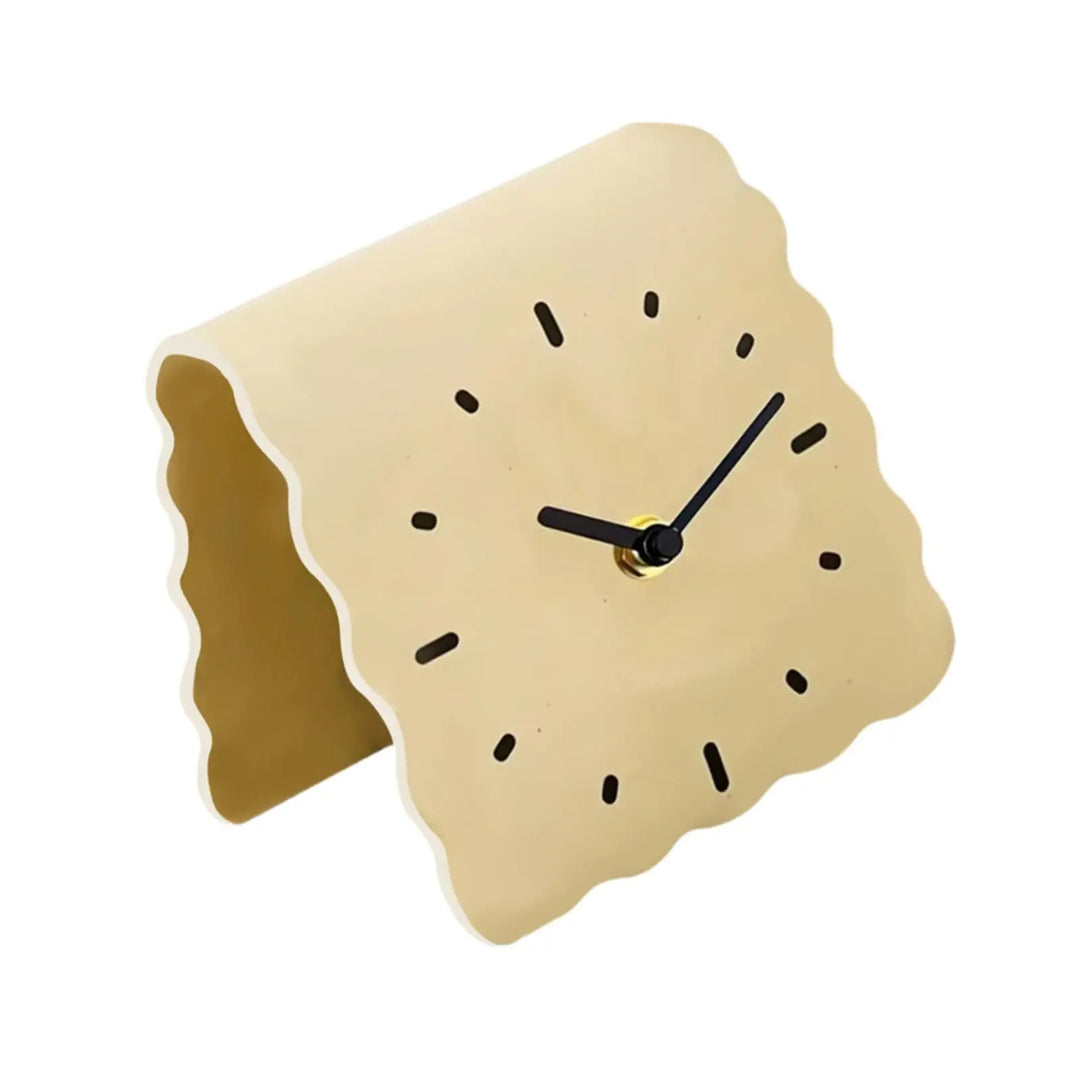 Acrylic Silent Desk Clock detail