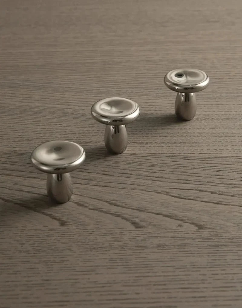 Kinetic Line Knobs & Pulls