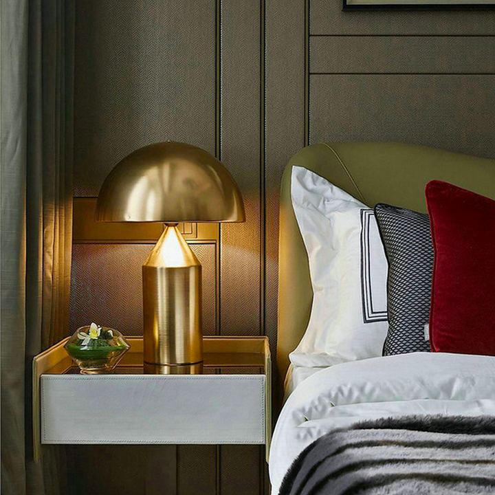 Sculptural Metal Table Lamp 5
